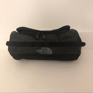NORTH FACE base camp travel canister
